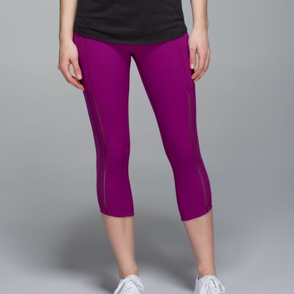 Lululemon Hot to Street Crop Regal Plum - Picture 7 of 8